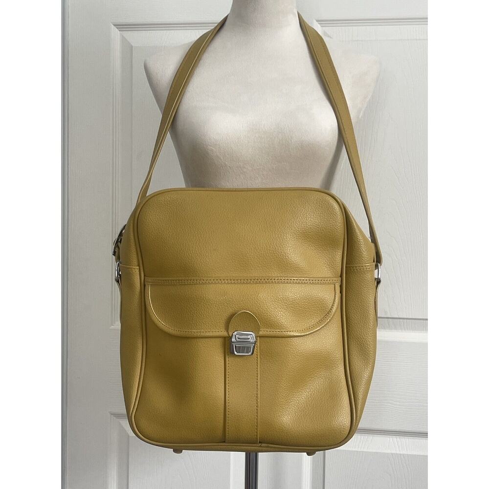 Stylish Tan Leather Travel Bag